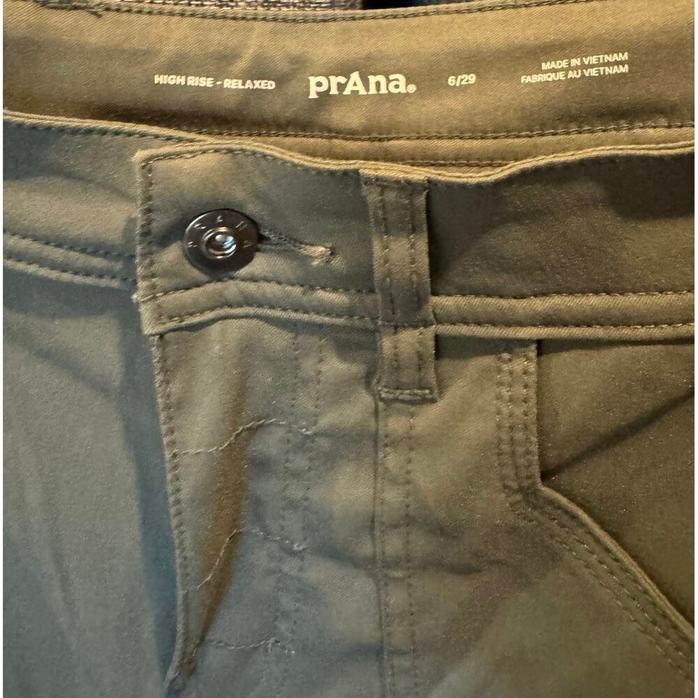 prAna Women’s Hiking Cargo Pants Size 6/29 Green High Rise Relaxed Outdoor Trail - Picture 4 of 11